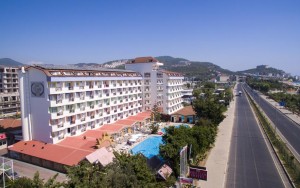 محوطه هتل محوطه هتل