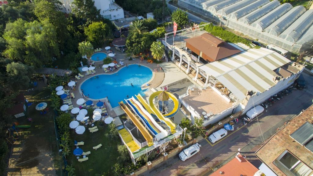 استخر استخر