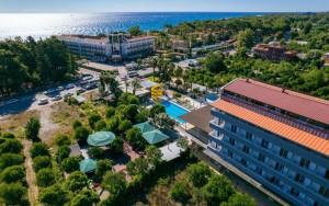 محوطه هتل محوطه هتل