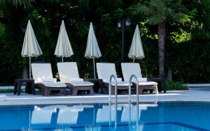 محوطه هتل محوطه هتل