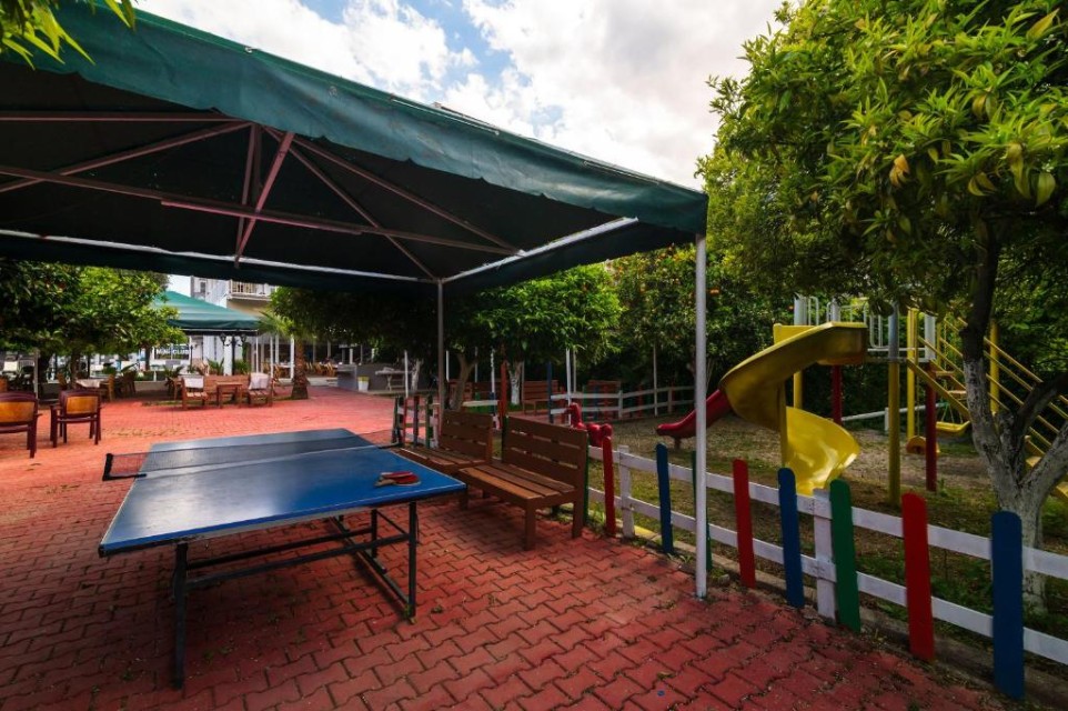 محوطه هتل محوطه هتل