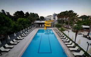 محوطه هتل محوطه هتل