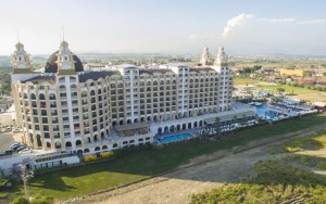 محوطه هتل محوطه هتل