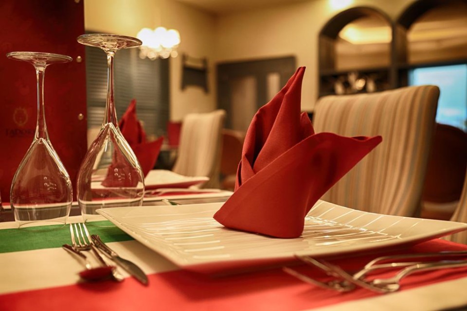 رستوران رستوران