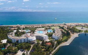 محوطه هتل محوطه هتل