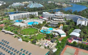 محوطه هتل محوطه هتل