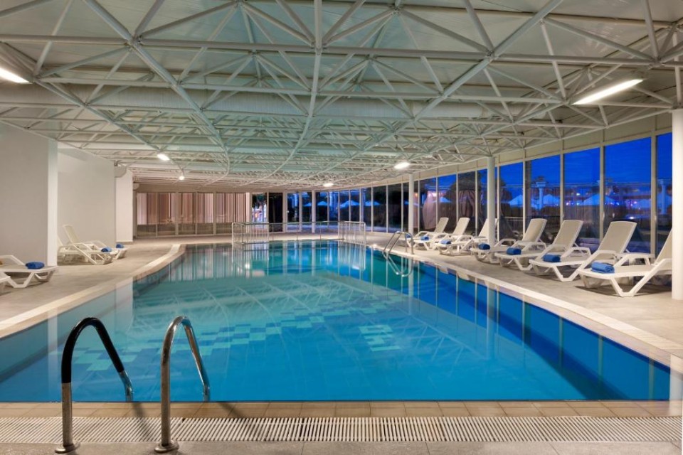 استخر استخر