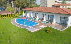 محوطه هتل محوطه هتل