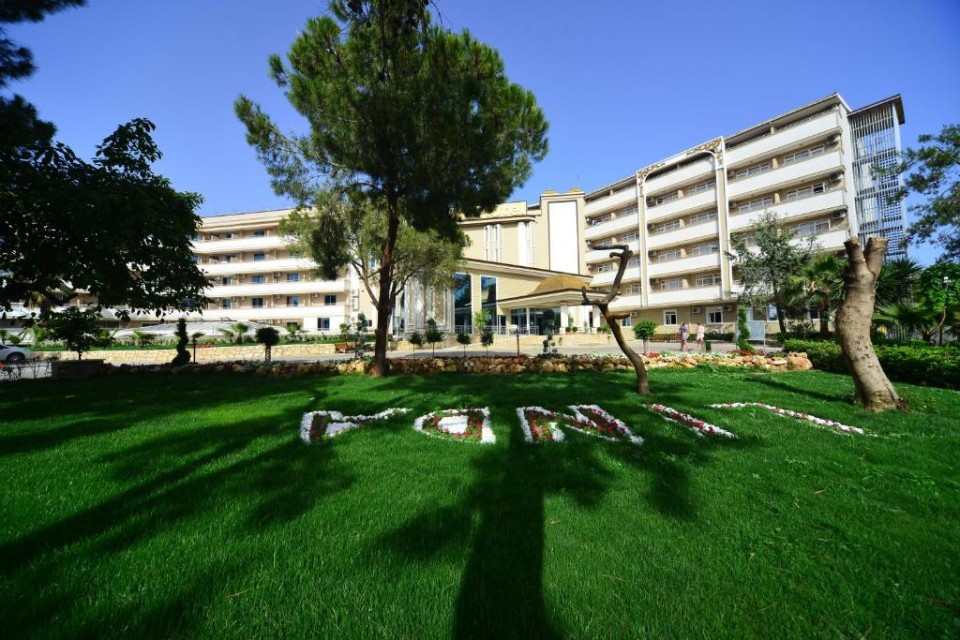 محوطه هتل محوطه هتل