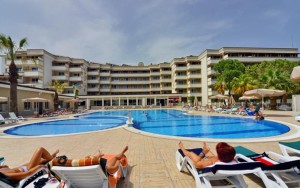 محوطه هتل محوطه هتل