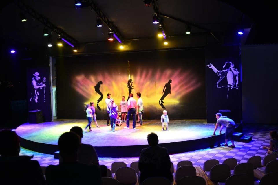 سرگرمی شبانه سرگرمی شبانه