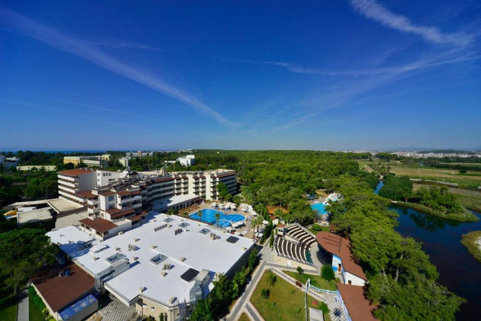 محوطه هتل محوطه هتل