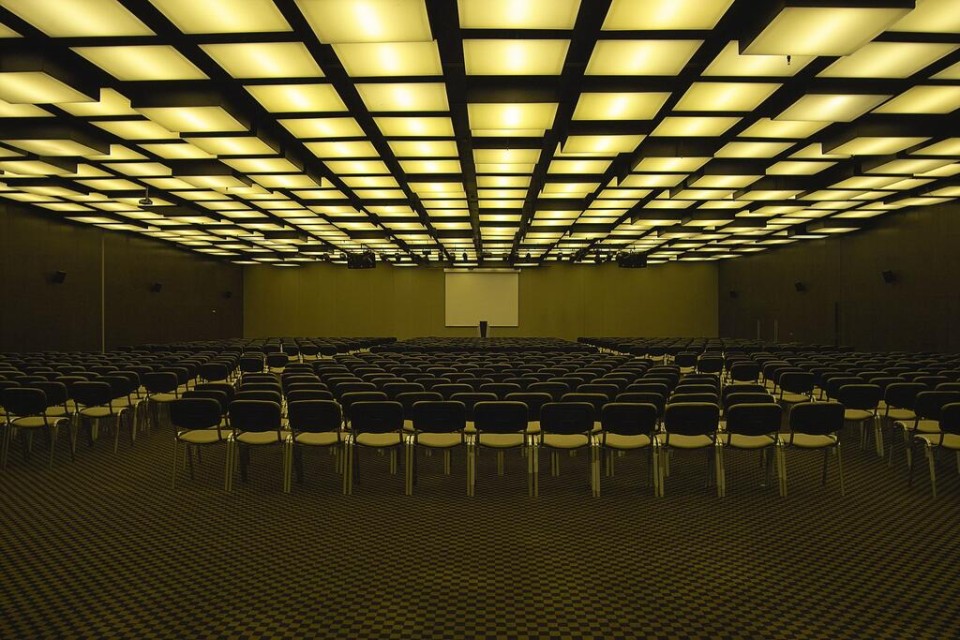 سالن همایش