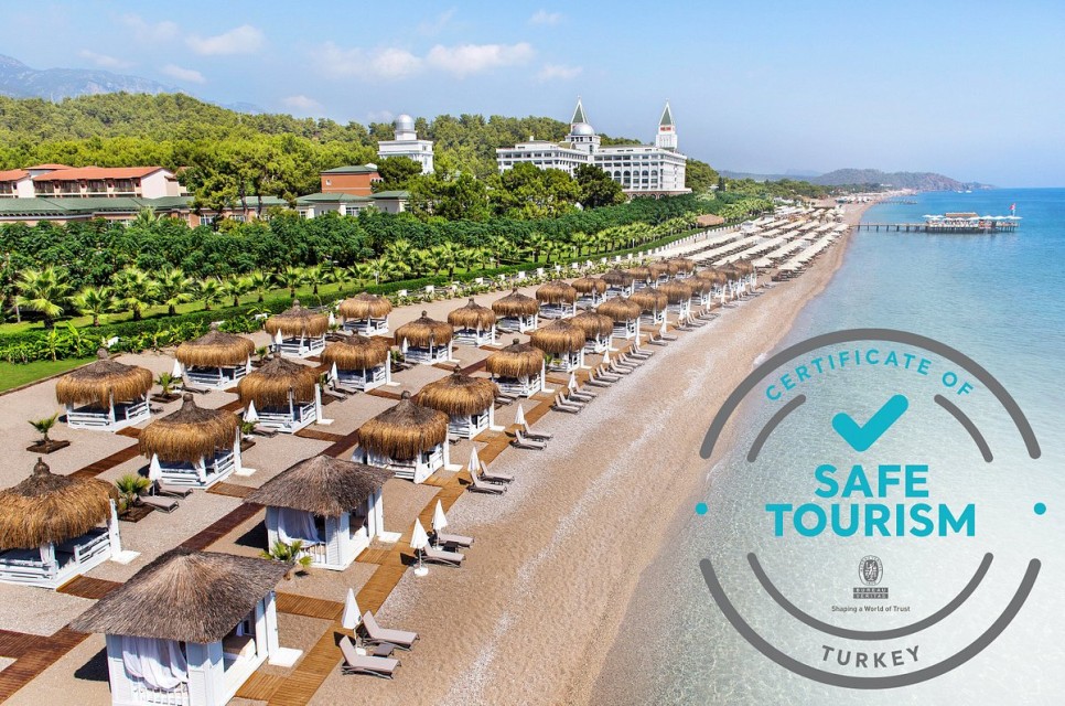 محوطه هتل محوطه هتل