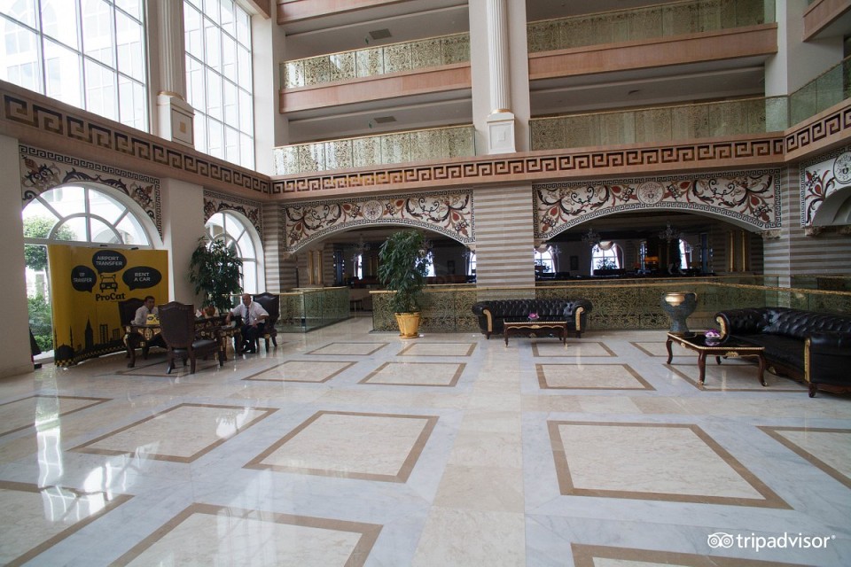 محوطه هتل محوطه هتل