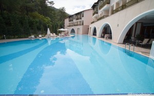 محوطه هتل محوطه هتل