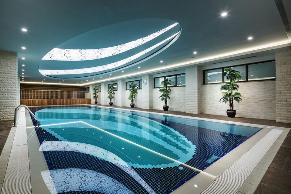 استخر استخر