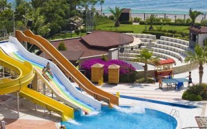 محوطه هتل محوطه هتل