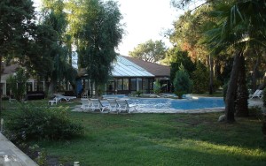 محوطه هتل محوطه هتل