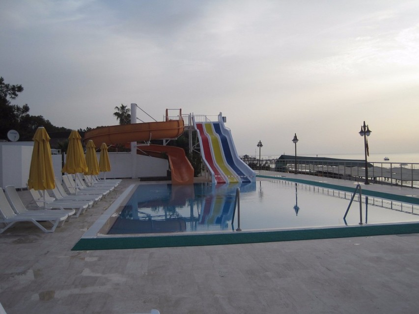 محوطه هتل محوطه هتل