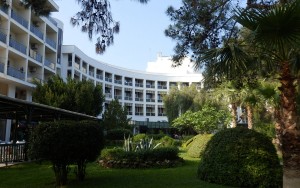 محوطه هتل محوطه هتل