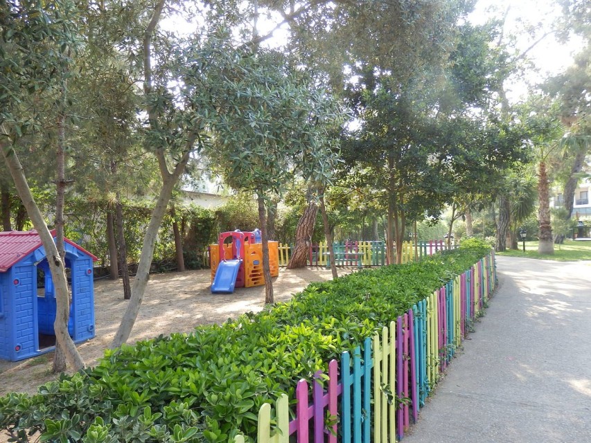 محوطه هتل محوطه هتل