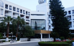 محوطه هتل محوطه هتل