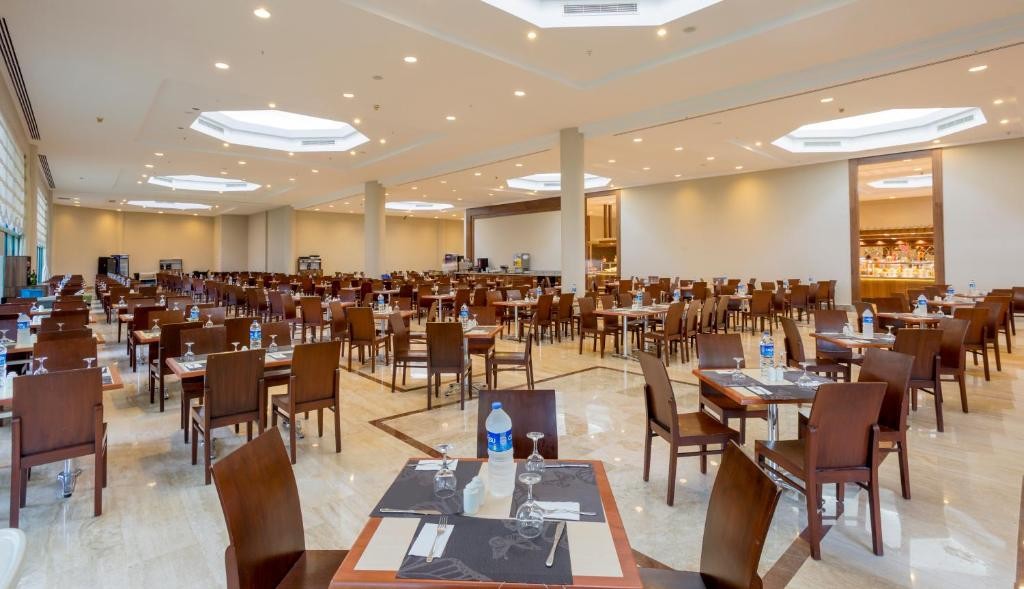 رستوران رستوران