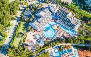 محوطه هتل محوطه هتل