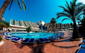 محوطه هتل محوطه هتل