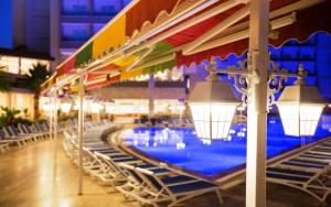 محوطه هتل محوطه هتل