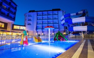 محوطه هتل محوطه هتل