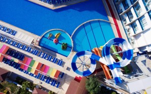 محوطه هتل محوطه هتل