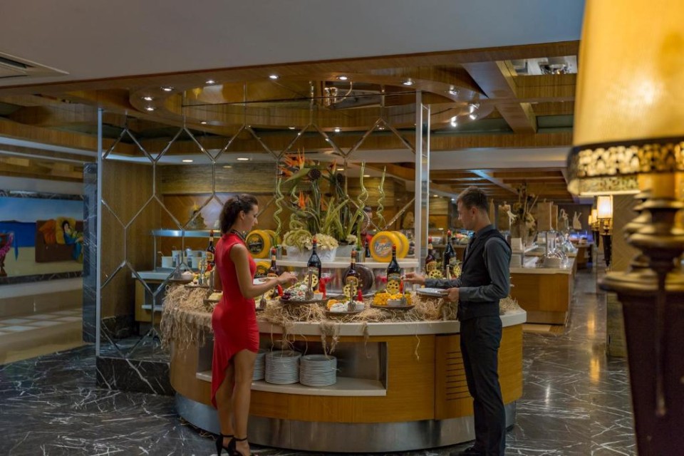 رستوران رستوران