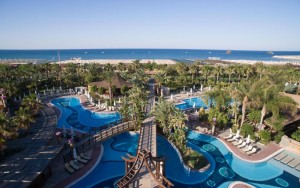 محوطه هتل محوطه هتل