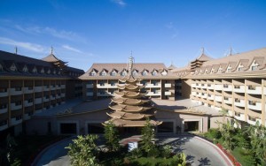 محوطه هتل محوطه هتل