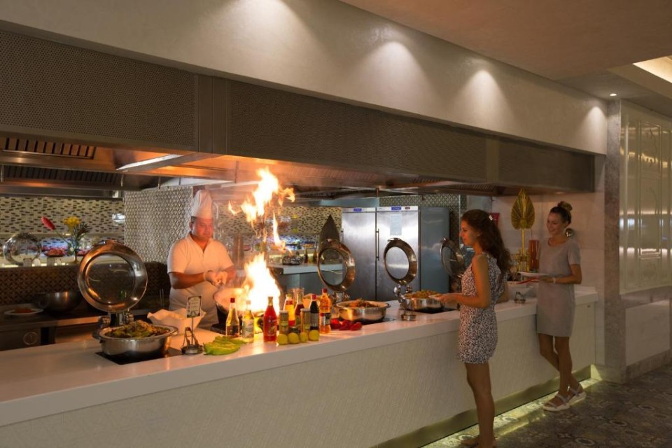 رستوران رستوران