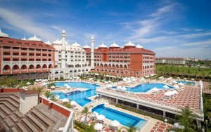 محوطه هتل محوطه هتل