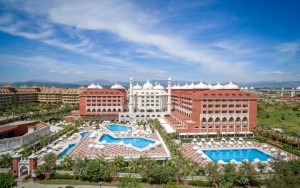 محوطه هتل محوطه هتل