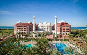 محوطه هتل محوطه هتل