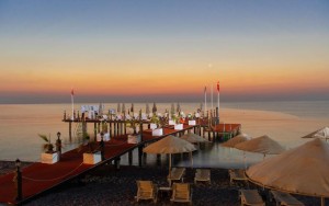 محوطه هتل محوطه هتل