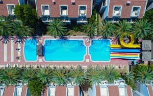 محوطه هتل محوطه هتل