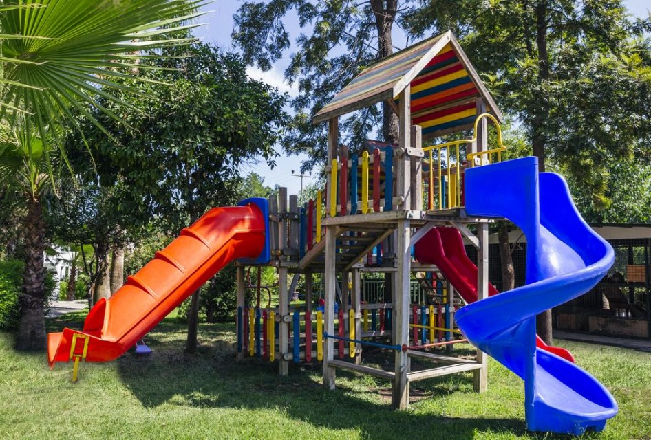 زمین بازی کودک زمین بازی کودک