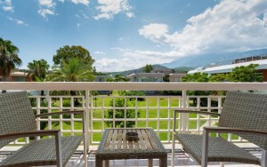 محوطه هتل محوطه هتل