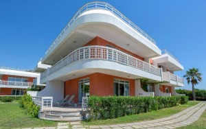 محوطه هتل محوطه هتل