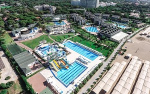 محوطه هتل محوطه هتل