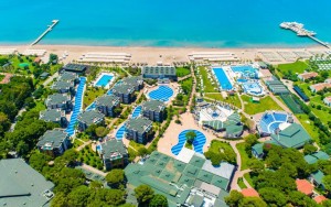 محوطه هتل محوطه هتل