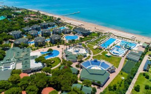 محوطه هتل محوطه هتل