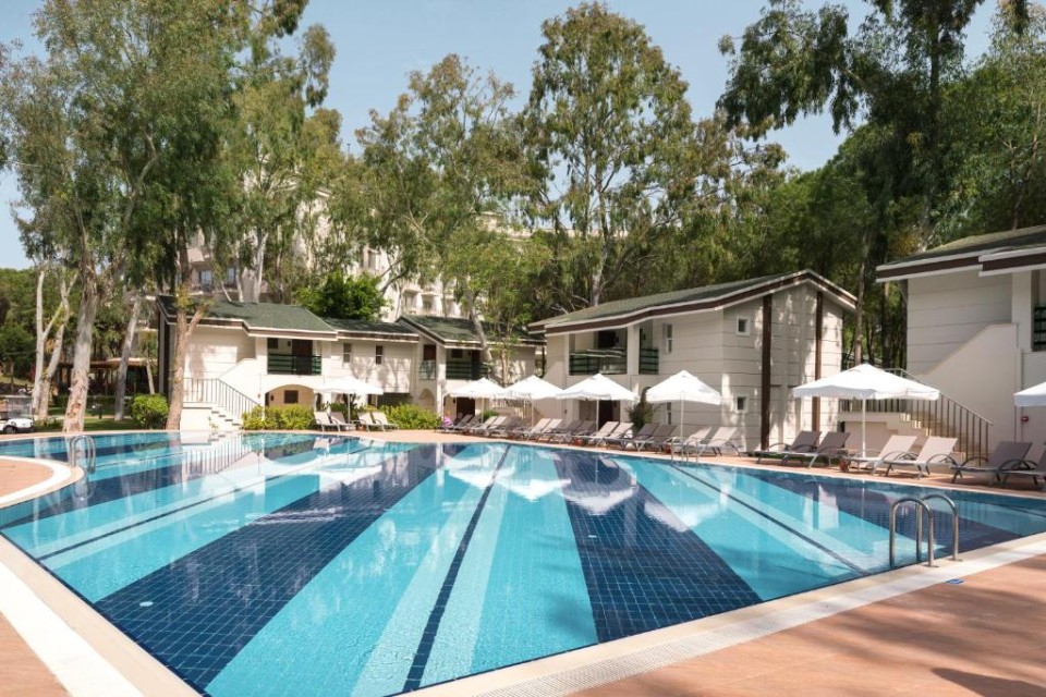 استخر استخر