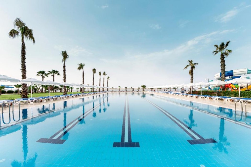 استخر استخر